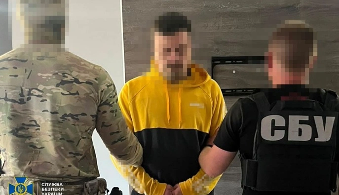 СБУ задержала подозреваемого в корректировке атак РФ по объектам на трассе Полтава — Харьков