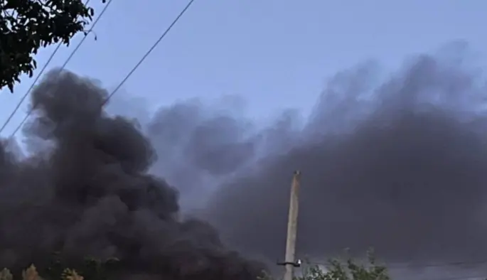 Харків атакували дрони – ворог вдарив по поштовому терміналу