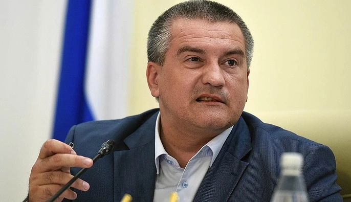 «АТЕШ» заявил о подготовке отставки Аксенова — Кремль уже ищет ему замену