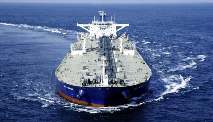 Нафтові танкери масово прямують навколо Африки через кризу в Червоному морі