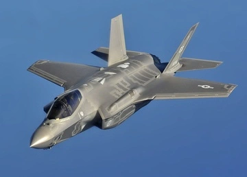 В США упал истребитель F-35B Lightning II: что известно об инциденте