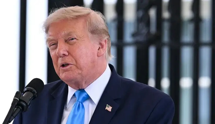 Трамп заявил об отказе от новых ударов по Ирану в интересах переговоров