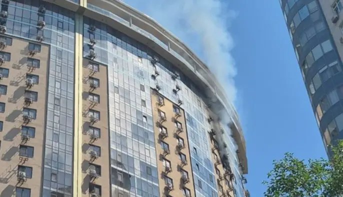 Россия атаковала Одессу: дрон попал в 24-этажку, два человека в тяжелом состоянии