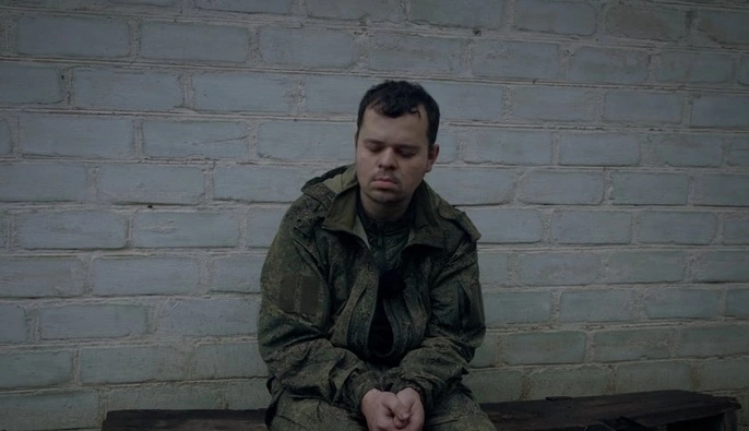 Украинские десантники взяли в плен двух военных РФ: пленные заявили о больших потерях и нехватке людей