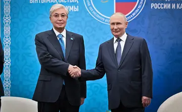 Заклики до миру в Україні та допомога Росії: як Казахстан грає в подвійну гру