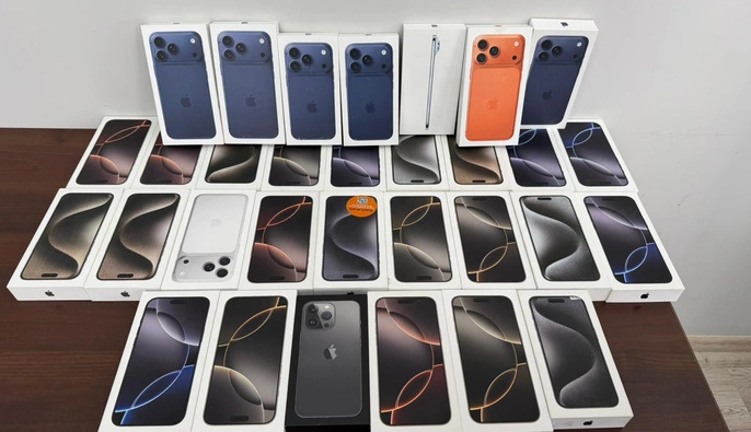 Схема с нелегальными iPhone: экс-чиновник Черновицкой таможни предстанет перед судом