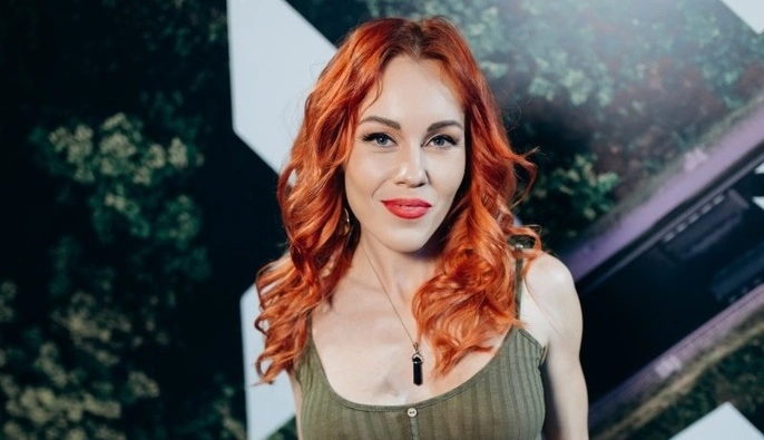 "Проводите ли вы ассоциацию со мной?": Елена Тополя заговорила об изменении имени