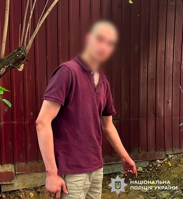 У Києві чоловік влаштував стрілянину біля житлових будинків