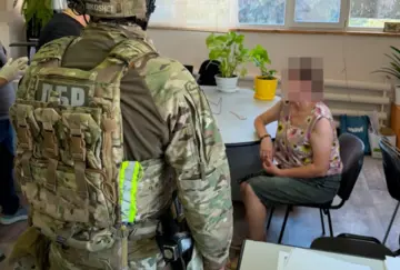 Вимагали хабар у 80 000 грн: прокуратура викрила податківців на Сумщині