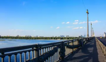 Киевляне требуют срочно отремонтировать мост Патона: в КГГА подали петицию