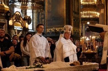 В Киеве прошла церемония прощания с руководителем поискового отряда "Плацдарм" Юковым — фоторепортаж