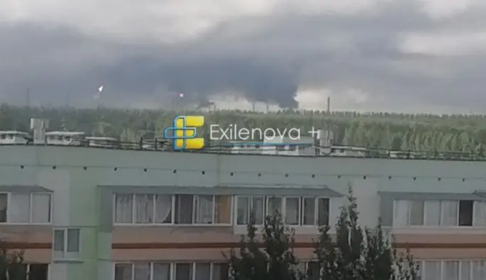 Татарстан атаковали дроны, в Нижнекамске произошел взрыв возле НПЗ — что известно