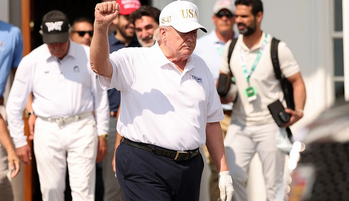 "Трамп не любить невдах": як директор ЦРУ переконує президента підтримувати Україну