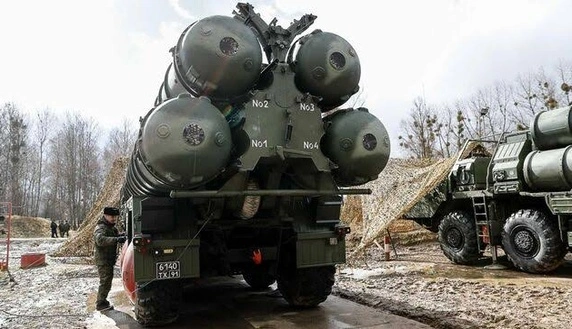 В Крыму снова «минус» С-400: операторы ГУР поразили две пусковые установки