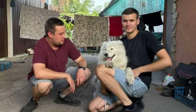 Звільнення скасували: "Нова пошта" пояснила рішення щодо працівників, які виганяли собаку