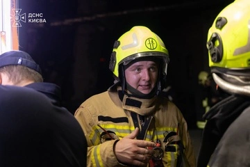 Киевская область пережила ночную атаку: в Бучанском районе повреждены склады и грузовики