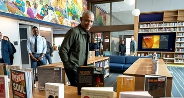 Какие книги сформировали Барака Обаму: бывший президент США запускает подкаст