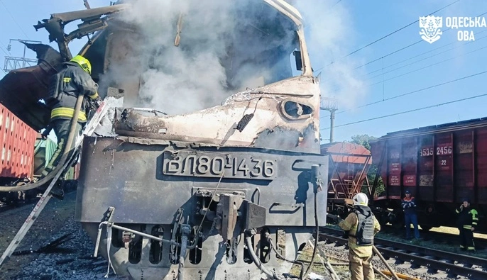 Удар по пассажирскому поезду в Одесской области: 340 пассажиров эвакуировали в Одессу