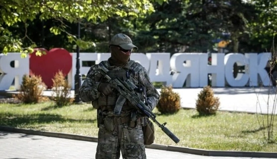 Росія роздає землю військовим на окупованих територіях України: експерт розповів про плани Кремля