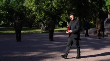 Зеленский в Ивано-Франковской области почтил память павших защитников