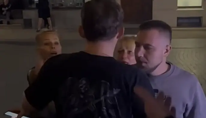 «Уезжайте в Украину»: в Польше конфликт из-за украинского языка закончился дракой