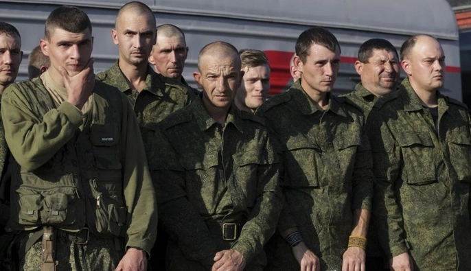 Окупанти поставили на військовий облік понад 2700 жителів Херсонщини: частину вже призвали