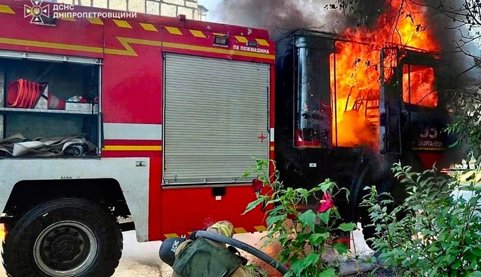 Беспилотник атаковал спасателей в Марганце