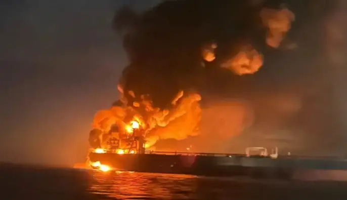 Ціна морського паралічу: Як блокада Чорного та Азовського морів руйнує експорт країни-окупанта