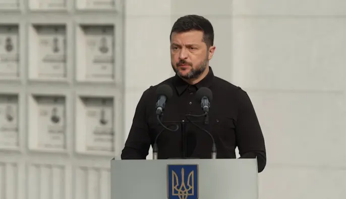 «Мы возвращаем домой выдающегося сына»: Зеленский простился с Евгением Коновальцем