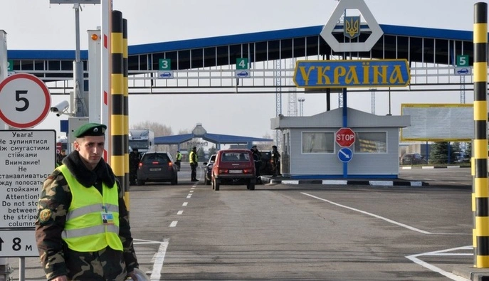 На Одесщине частично отменили ограничения комендантского часа для транспорта — ОВА