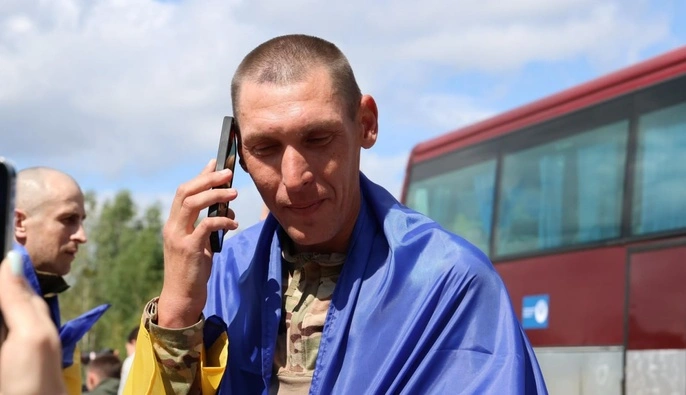 Еще 103 украинца возвращаются домой: Зеленский подтвердил новый обмен пленными