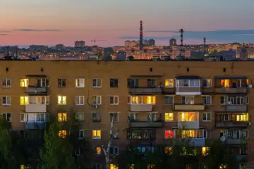 У Києві відновлюють електропостачання після атаки – без світла ще близько 40 тисяч осель