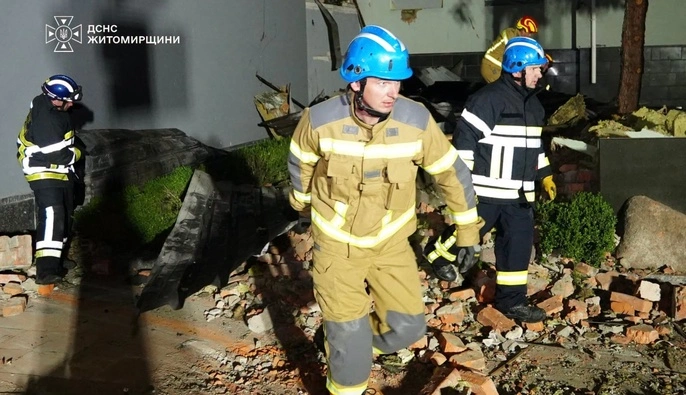 В Житомире выросло количество погибших из-за атаки РФ на здание Нацполиции
