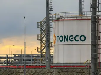 Сили оборони уразили НПЗ "ТАНЕКО" та нафтовий термінал "Таманьнефтегаз" у РФ – деталі