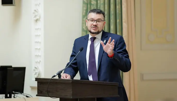 Не звертали увагу дуже довгий час: в УІНП розповіли, чому "Машу і Ведмедя" заборонили тільки зараз