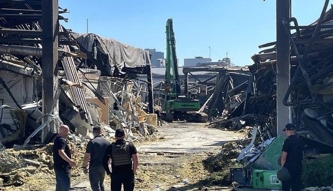 У Кривому Розі директору супермаркету оголосили підозру після удару РФ по ТРЦ