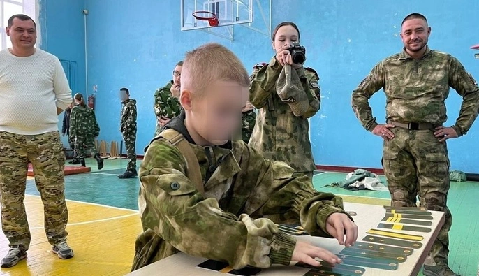 Россия усиливает военную подготовку детей в школах на оккупированных территориях Украины