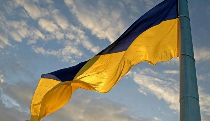 Зношені державні прапори в Україні пропонують утилізувати за спеціальною процедурою
