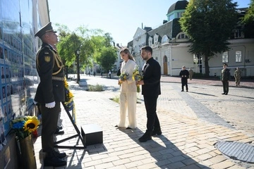 Олена Зеленська в День Незалежності обрала символічний образ: дизайнерка розкрила його значення