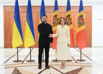 Орден Республіки: Санду відзначила Зеленського найвищою нагородою