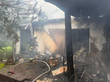 Российская атака дронами на Киевщину: пострадали два человека, возникли пожары