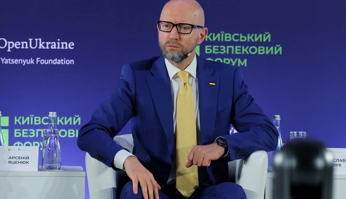 "Кадровий голод став жахливою проблемою": Яценюк про кризу української влади