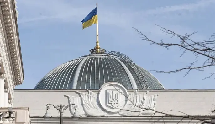 В Україні хочуть дозволити містам самостійно визначати роботу транспорту під час тривог — занопроєкт