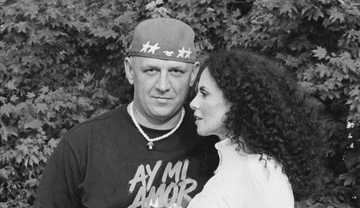 "Не думаю, що це Льоша": кум Насті Каменських прокоментував чутки про вагітність співачки