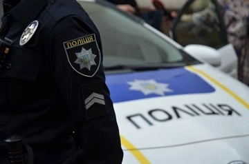 На Дніпропетровщині під час мобілізації авто поліції двічі переїхало чоловіка