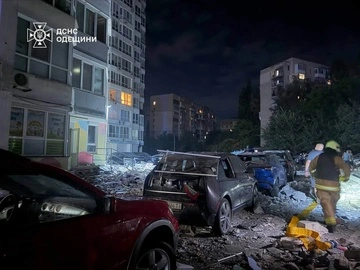 Повреждены школы, проблемы со светом и водой – что известно о ночной атаке на Одессу