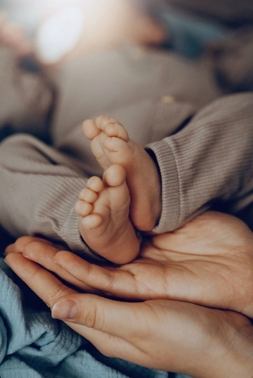 Сколько детей родилось в Украине в 2026 году: какие регионы лидируют