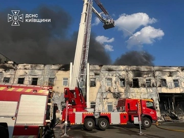 Один удар по складам может нанести ущерб в размере 5 млрд грн: где Россия больше всего бьет по инфраструктуре