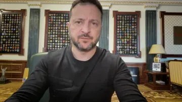 Зеленський: Є сигнали від авіакомпаній, що небо РФ стало простором для дронів, а не цивільних літаків