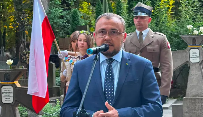 Чому історія так сильно впливає на політику Польщі: пояснення посла Боднара